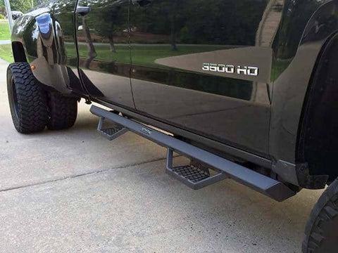 Spyder Industries S/I Steps on GMC Truck